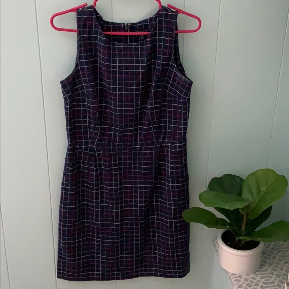 Cute Tommy dress with pockets